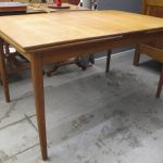 624 1532 DINNER TABLE